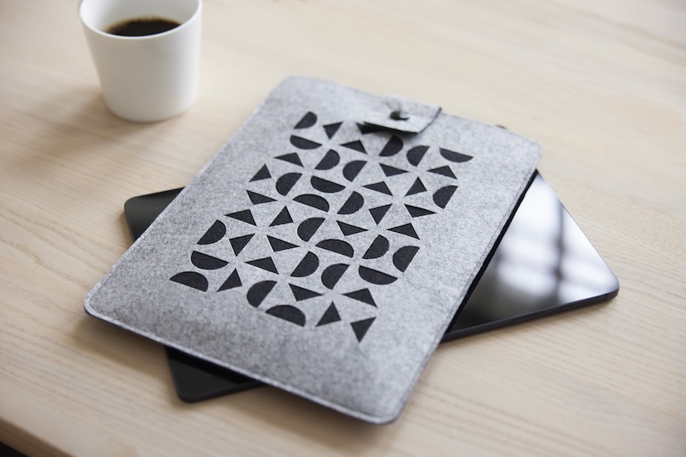 Header Tablet Case.jpg